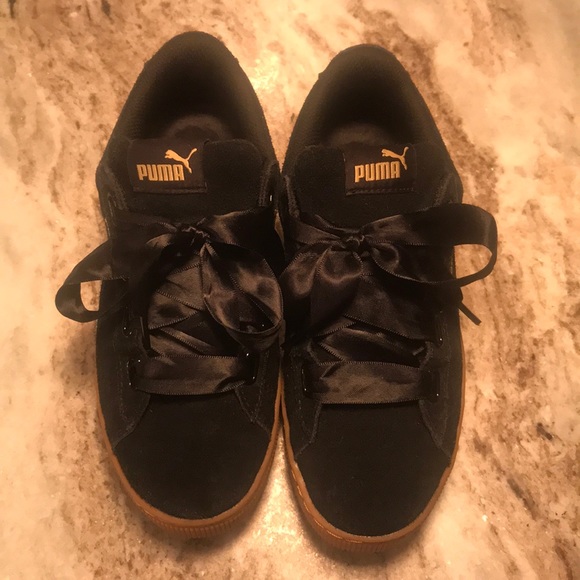Puma Vikky Ribbon Platform Sneaker in black - Picture 3 of 8